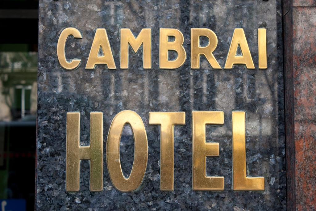 Hotel Cambrai París Exterior foto
